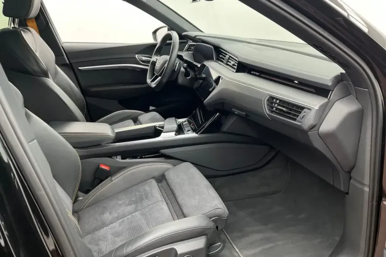 Audi e-tron din 2022 cu 61.232 km - oferta AUD154858 - foto 7