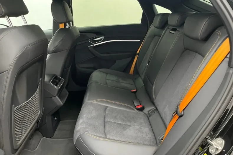 Audi e-tron din 2022 cu 61.232 km - oferta AUD154858 - foto 8