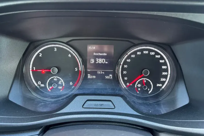 Volkswagen T6 Kombi din 2021 cu 86.319 km - oferta VOL154859 - foto 30