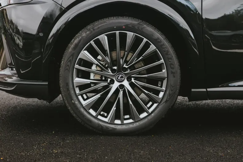 Lexus RX 450 din 2025 cu 10 km - oferta LEX154862 - foto 6