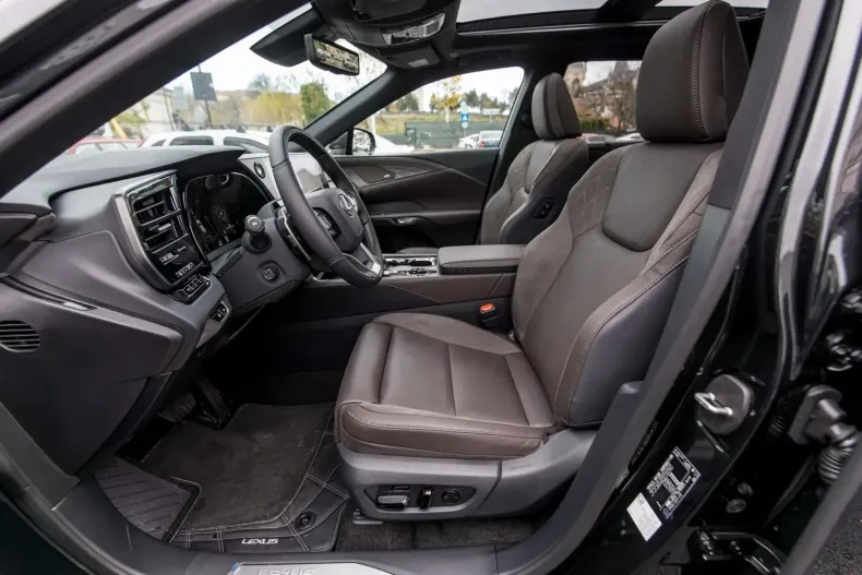 Lexus RX 450 din 2025 cu 10 km - oferta LEX154862 - foto 21