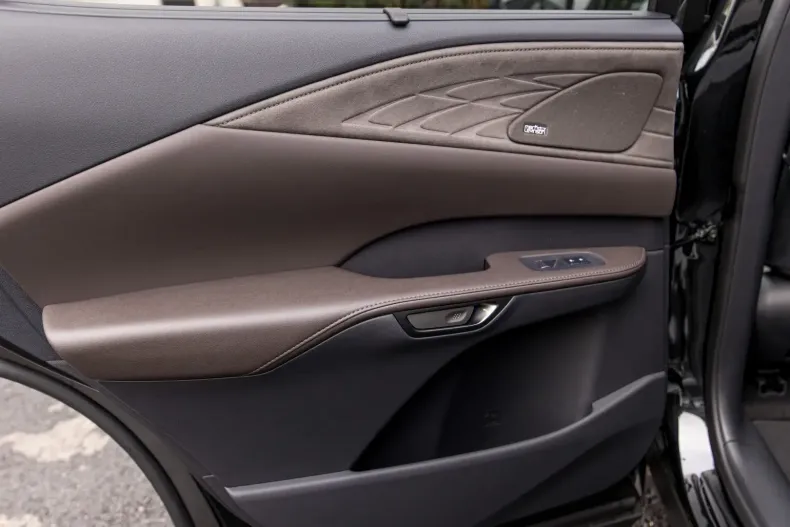 Lexus RX 450 din 2025 cu 10 km - oferta LEX154862 - foto 36