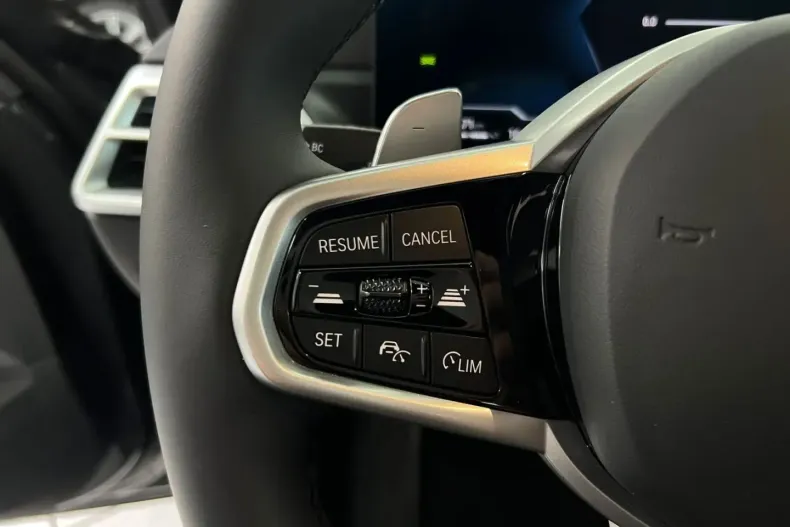 BMW 330 din 2024 cu 1.650 km - oferta BMW154866 - foto 10