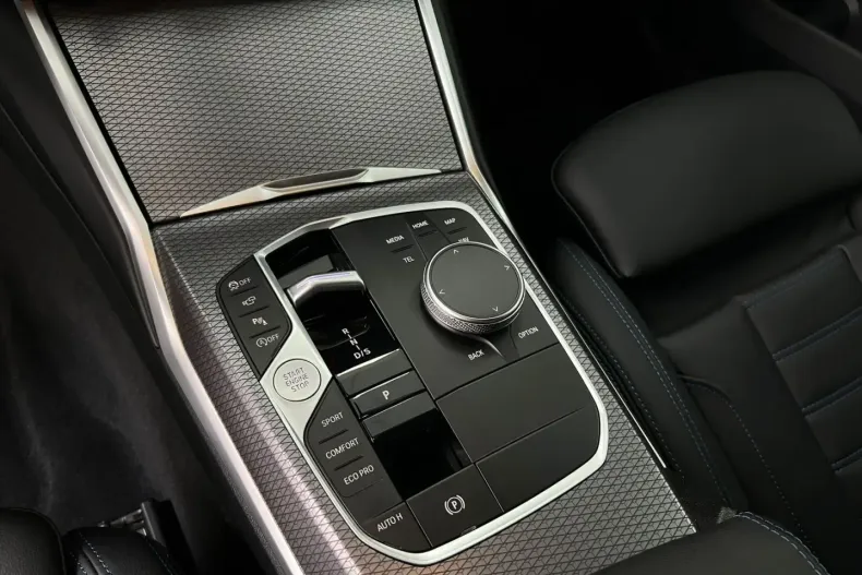 BMW 330 din 2024 cu 1.650 km - oferta BMW154866 - foto 12