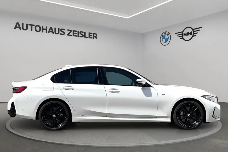 BMW 330 din 2024 cu 15.000 km - oferta BMW154868 - foto 3