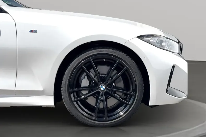 BMW 330 din 2024 cu 15.000 km - oferta BMW154868 - foto 14