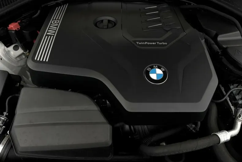 BMW 330 din 2024 cu 21.650 km - oferta BMW154870 - foto 14