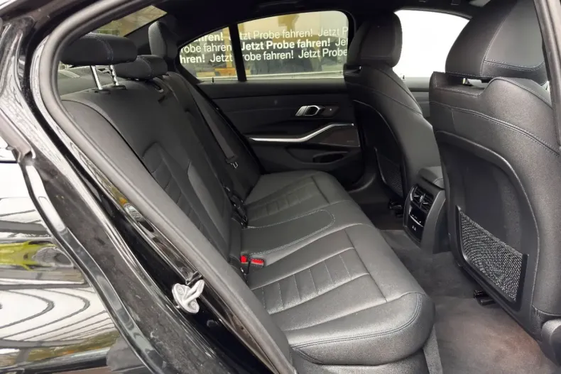 BMW 330 din 2022 cu 33.968 km - oferta BMW154875 - foto 19