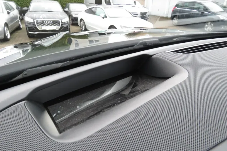 Mercedes-Benz GLS 580 din 2023 cu 40.500 km - oferta MER154880 - foto 16