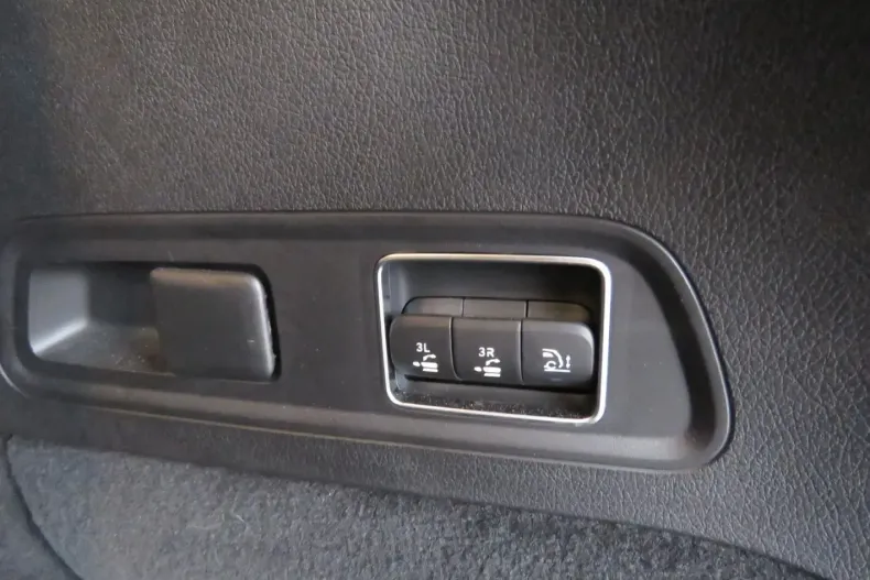 Mercedes-Benz GLS 580 din 2023 cu 40.500 km - oferta MER154880 - foto 26