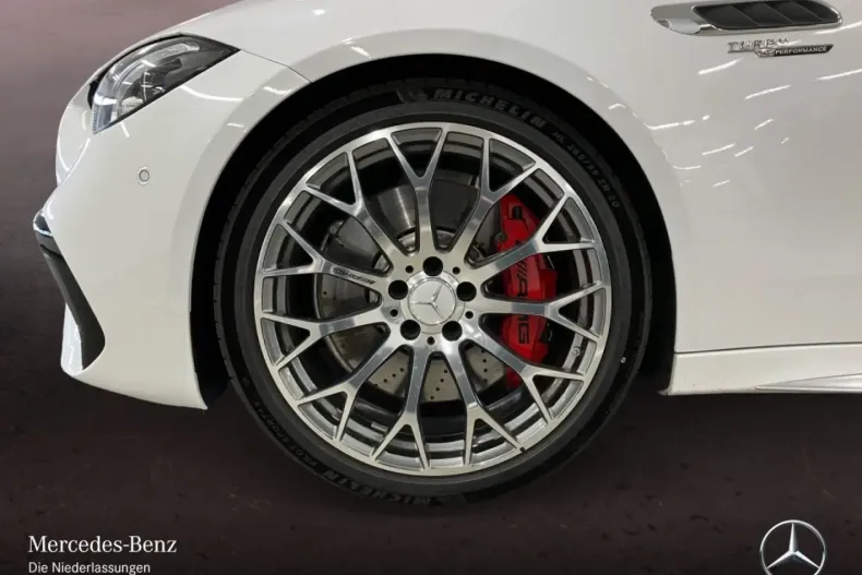 Mercedes-Benz C 63 AMG din 2024 cu 18.610 km - oferta MER154885 - foto 13