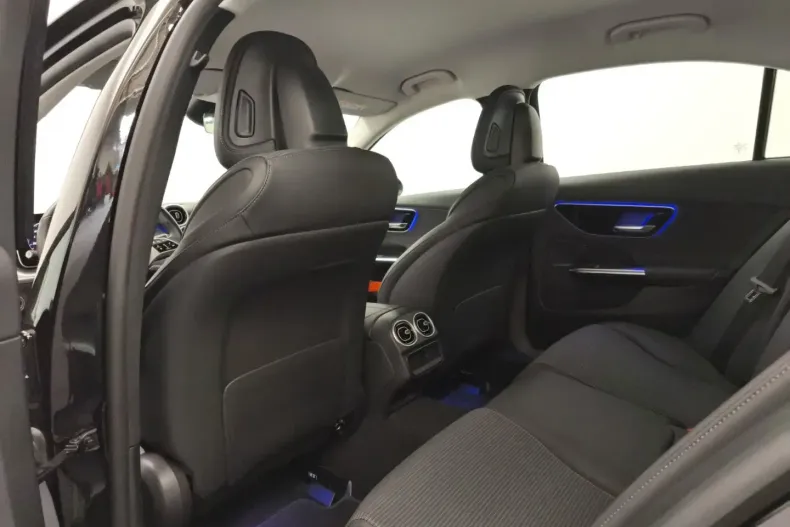 Mercedes-Benz C 200 din 2024 cu 32.151 km - oferta MER154887 - foto 18