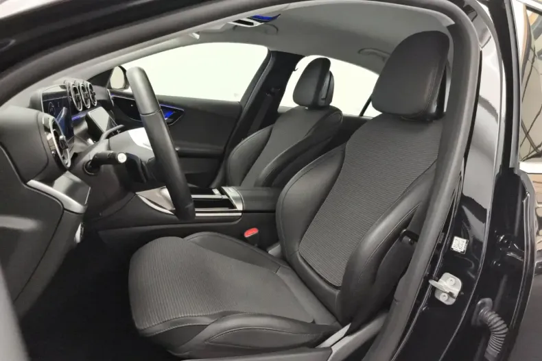 Mercedes-Benz C 200 din 2024 cu 32.151 km - oferta MER154887 - foto 19