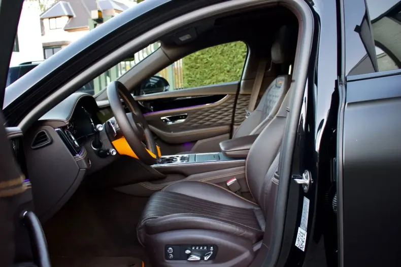 Bentley Flying Spur din 2023 cu 75.900 km - oferta BEN154895 - foto 7