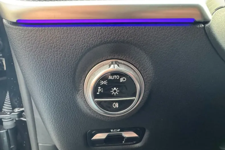 Mercedes-Benz C 220 din 2023 cu 11.100 km - oferta MER154898 - foto 12