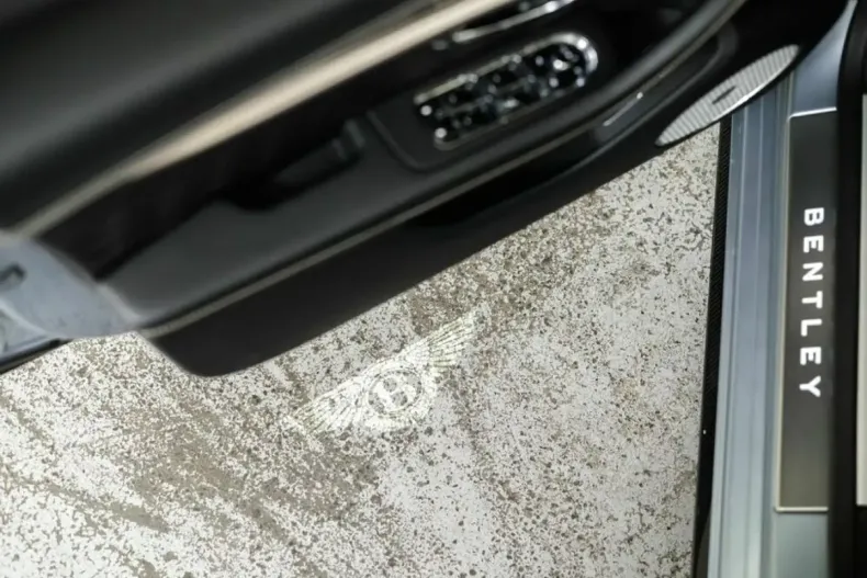 Bentley Flying Spur din 2023 cu 17.840 km - oferta BEN154899 - foto 29