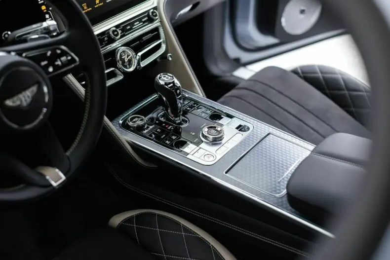 Bentley Flying Spur din 2023 cu 17.840 km - oferta BEN154899 - foto 31