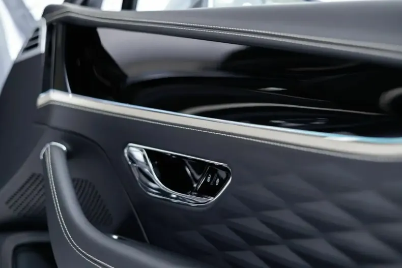 Bentley Flying Spur din 2023 cu 17.840 km - oferta BEN154899 - foto 44