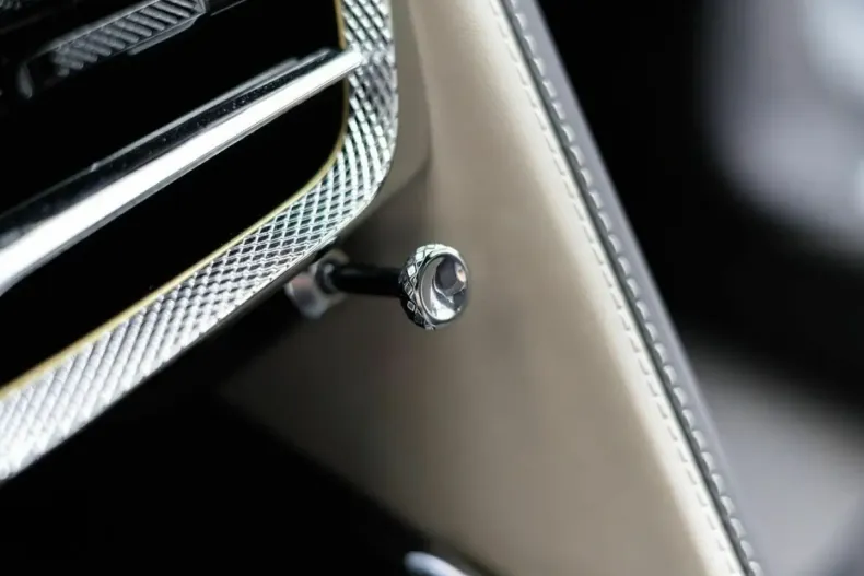 Bentley Flying Spur din 2023 cu 17.840 km - oferta BEN154899 - foto 46