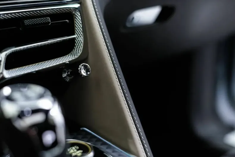 Bentley Flying Spur din 2023 cu 17.840 km - oferta BEN154899 - foto 47