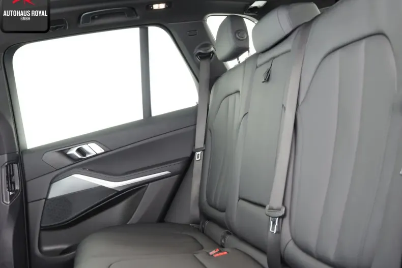 BMW X5 din 2022 cu 65.062 km - oferta BMW154901 - foto 11