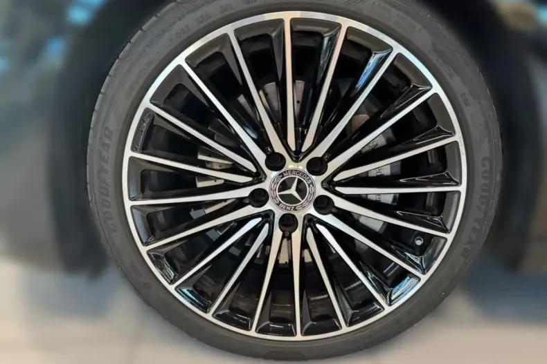 Mercedes-Benz C 300 din 2024 cu 32.600 km - oferta MER154902 - foto 16