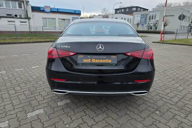 Mercedes-Benz C 220 din 2024 cu 14.000 km - oferta MER154905 - foto 4