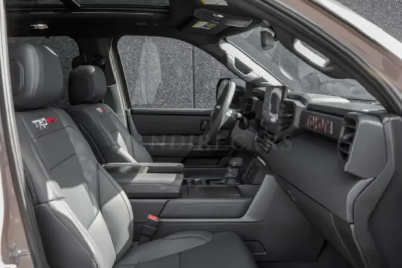 Toyota Sequoia din 2025 cu 100 km - oferta TOY154908 - foto 2