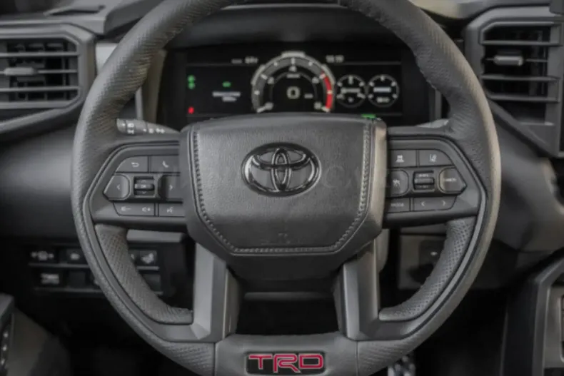 Toyota Sequoia din 2025 cu 100 km - oferta TOY154908 - foto 7