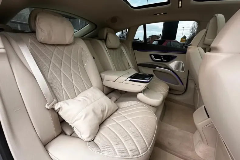 Mercedes-Benz EQS din 2024 cu 19.999 km - oferta MER154910 - foto 11