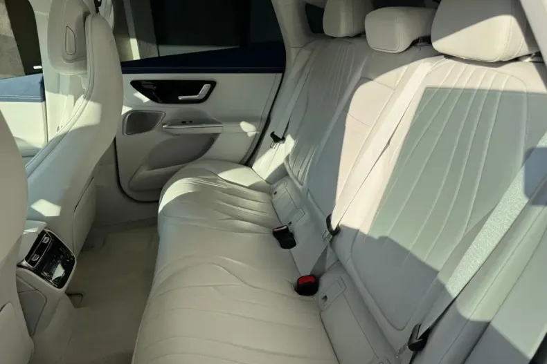 Mercedes-Benz EQE din 2023 cu 47.000 km - oferta MER154913 - foto 9