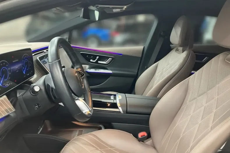 Mercedes-Benz EQE din 2023 cu 21.595 km - oferta MER154914 - foto 8