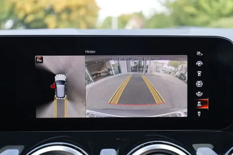 Mercedes-Benz EQA din 2022 cu 30.956 km - oferta MER154919 - foto 12