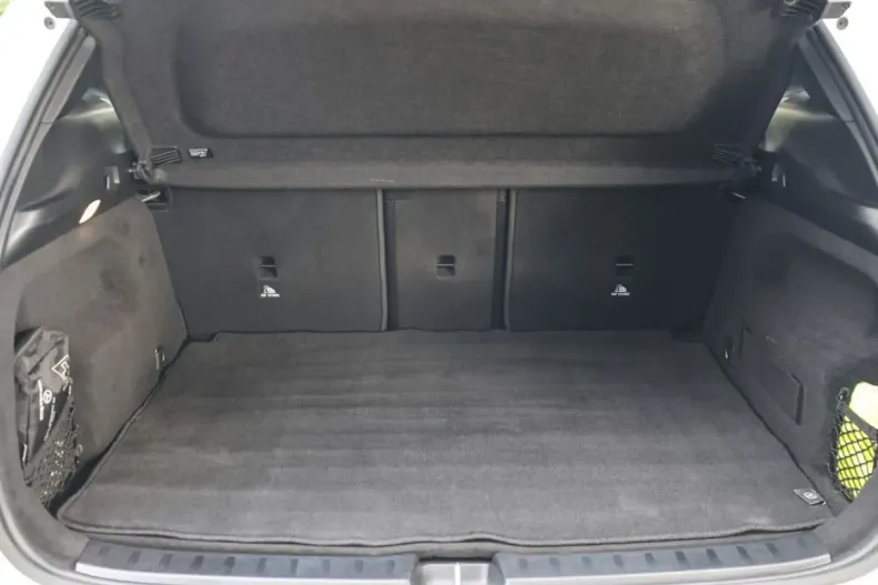 Mercedes-Benz EQA din 2022 cu 30.956 km - oferta MER154919 - foto 25