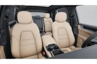 Porsche Cayenne din 2024 cu 17.400 km - oferta POR154923 - foto 7