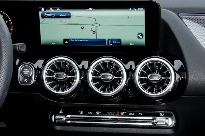 Mercedes-Benz GLA 180 din 2025 cu 7.947 km - oferta MER154925 - foto 12