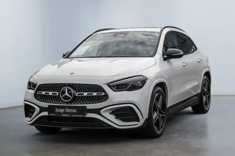 Mercedes-Benz GLA 180 din 2024 cu 10.500 km - oferta MER154926 - foto 1