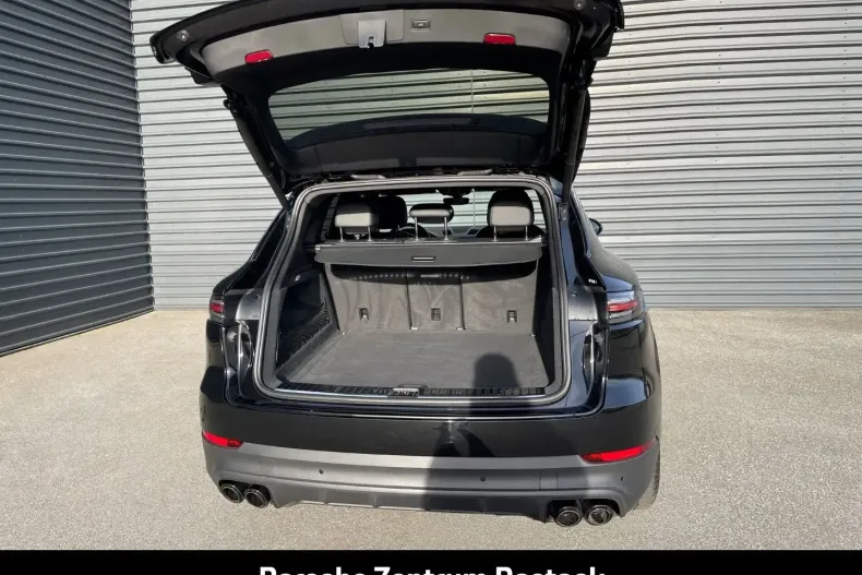 Porsche Cayenne din 2023 cu 16.169 km - oferta POR154928 - foto 11