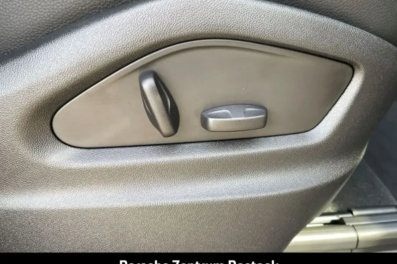 Porsche Cayenne din 2023 cu 16.169 km - oferta POR154928 - foto 18