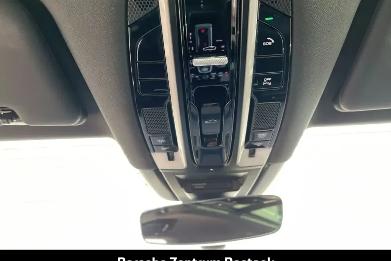 Porsche Cayenne din 2023 cu 16.169 km - oferta POR154928 - foto 25