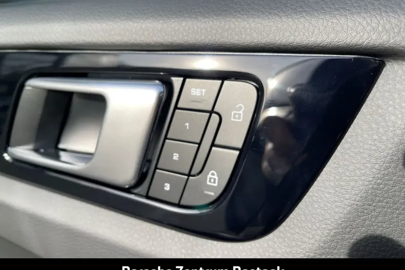 Porsche Cayenne din 2023 cu 16.169 km - oferta POR154928 - foto 26