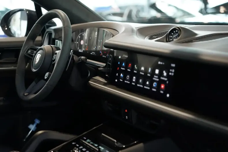 Porsche Cayenne din 2024 cu 26.500 km - oferta POR154929 - foto 16