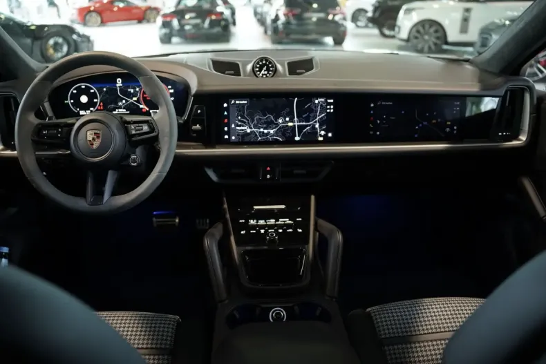 Porsche Cayenne din 2024 cu 26.500 km - oferta POR154929 - foto 36