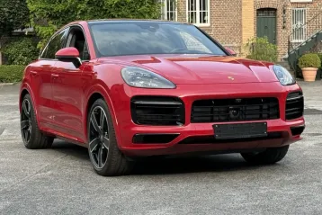 Porsche Cayenne din 2023 - oferta POR154932