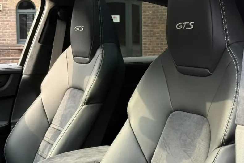 Porsche Cayenne din 2023 cu 13.800 km - oferta POR154932 - foto 2