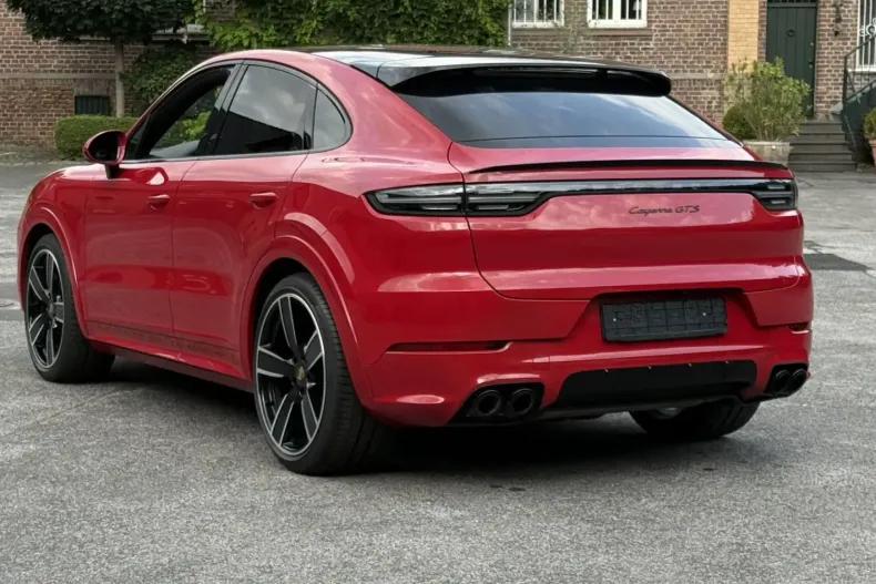 Porsche Cayenne din 2023 cu 13.800 km - oferta POR154932 - foto 23