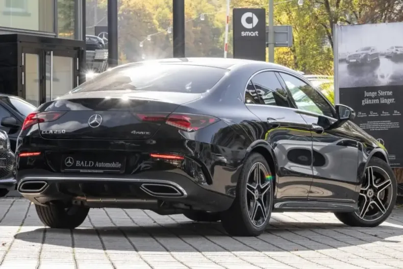 Mercedes-Benz CLA 250 din 2020 cu 15.167 km - oferta MER154940 - foto 2