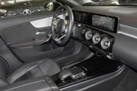 Mercedes-Benz CLA 250 din 2020 cu 15.167 km - oferta MER154940 - foto 4