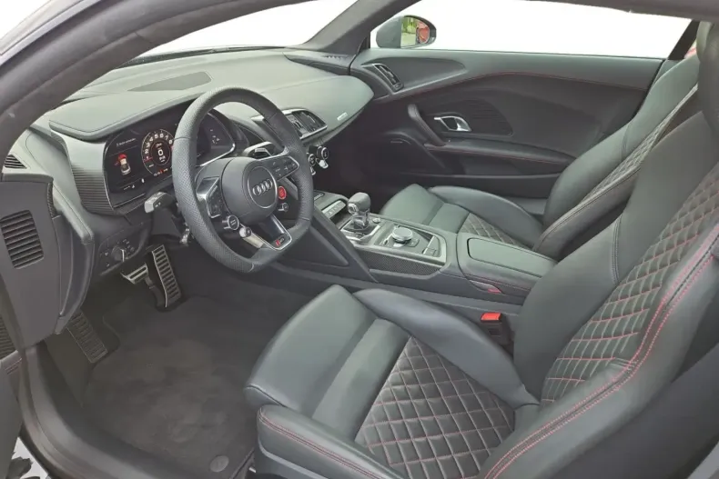 Audi R8 din 2024 cu 3.722 km - oferta AUD154942 - foto 5