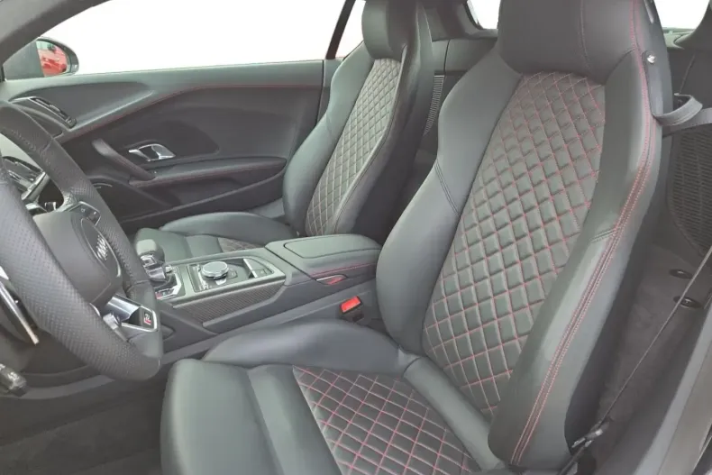 Audi R8 din 2024 cu 3.722 km - oferta AUD154942 - foto 10